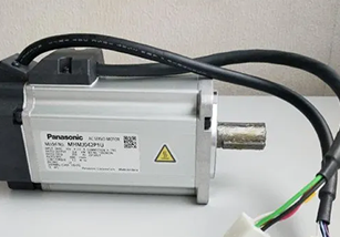 panasonic-3000-rpm-liqi-series-400w-servo-motor-mhmj042p1u-500x500